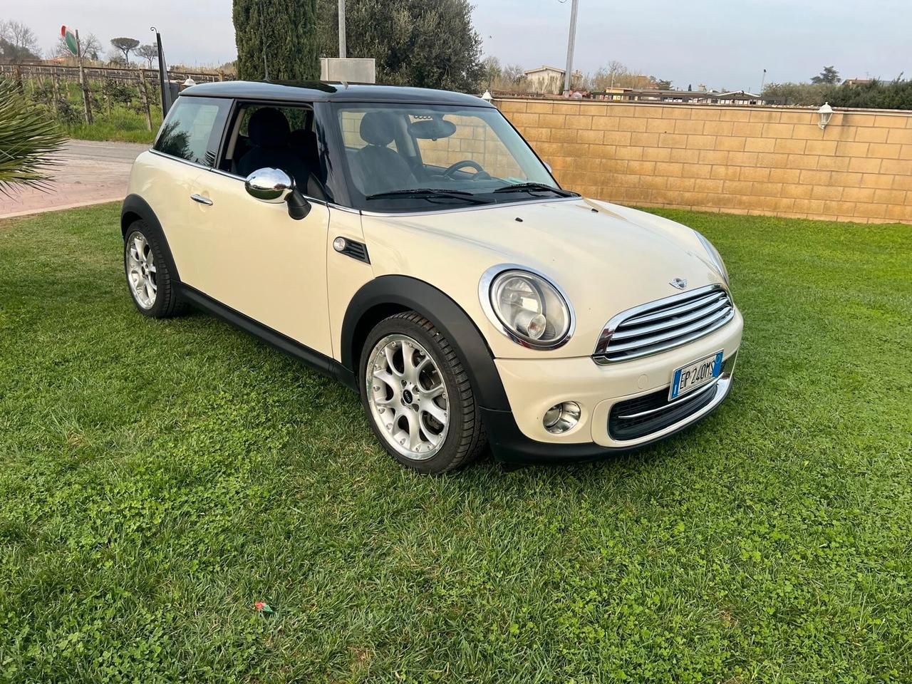 Mini Cooper Coupe 1.6 Coupé