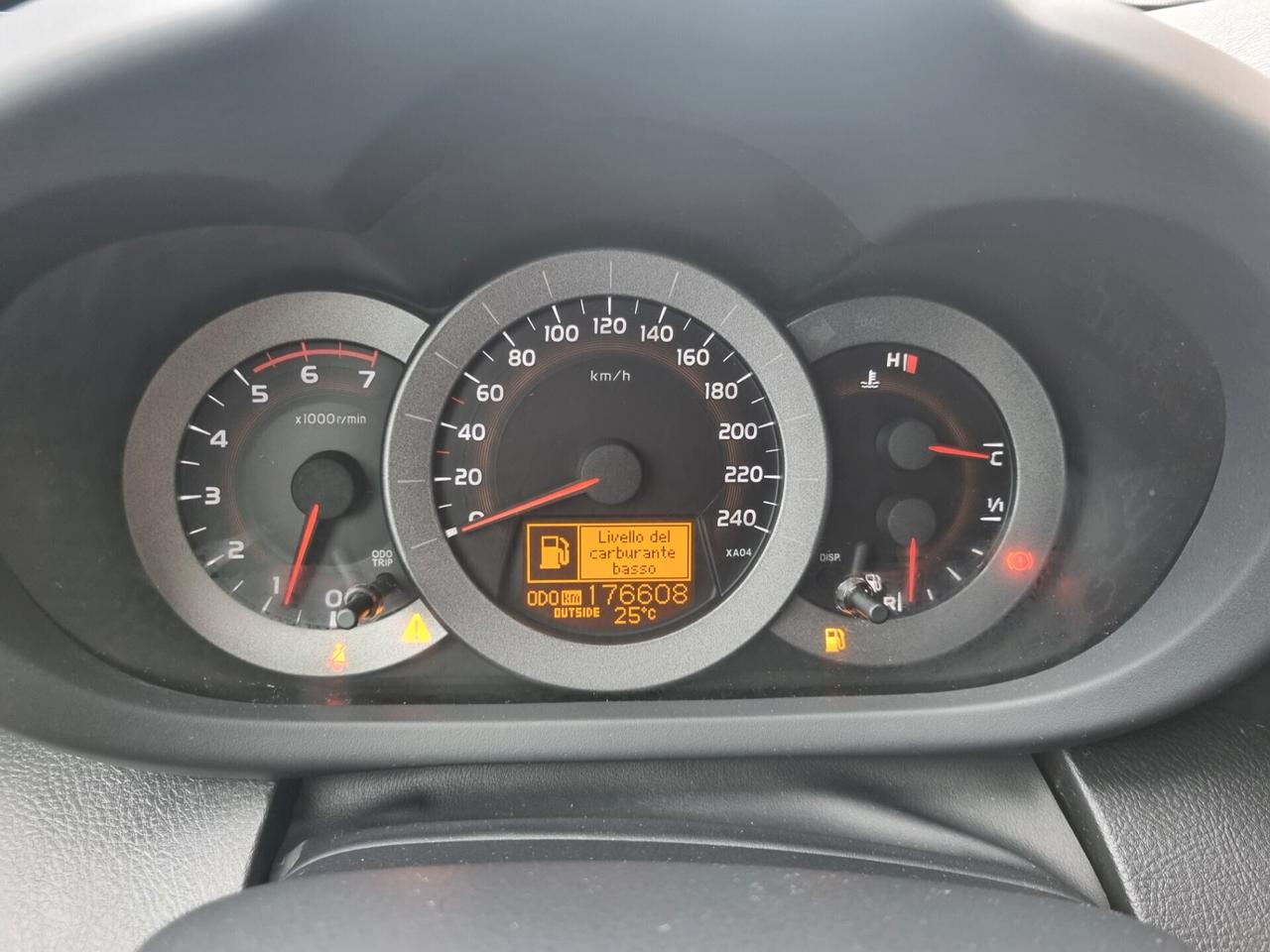 Toyota RAV 4 RAV4 2.2 D-4D 136 CV Luxury