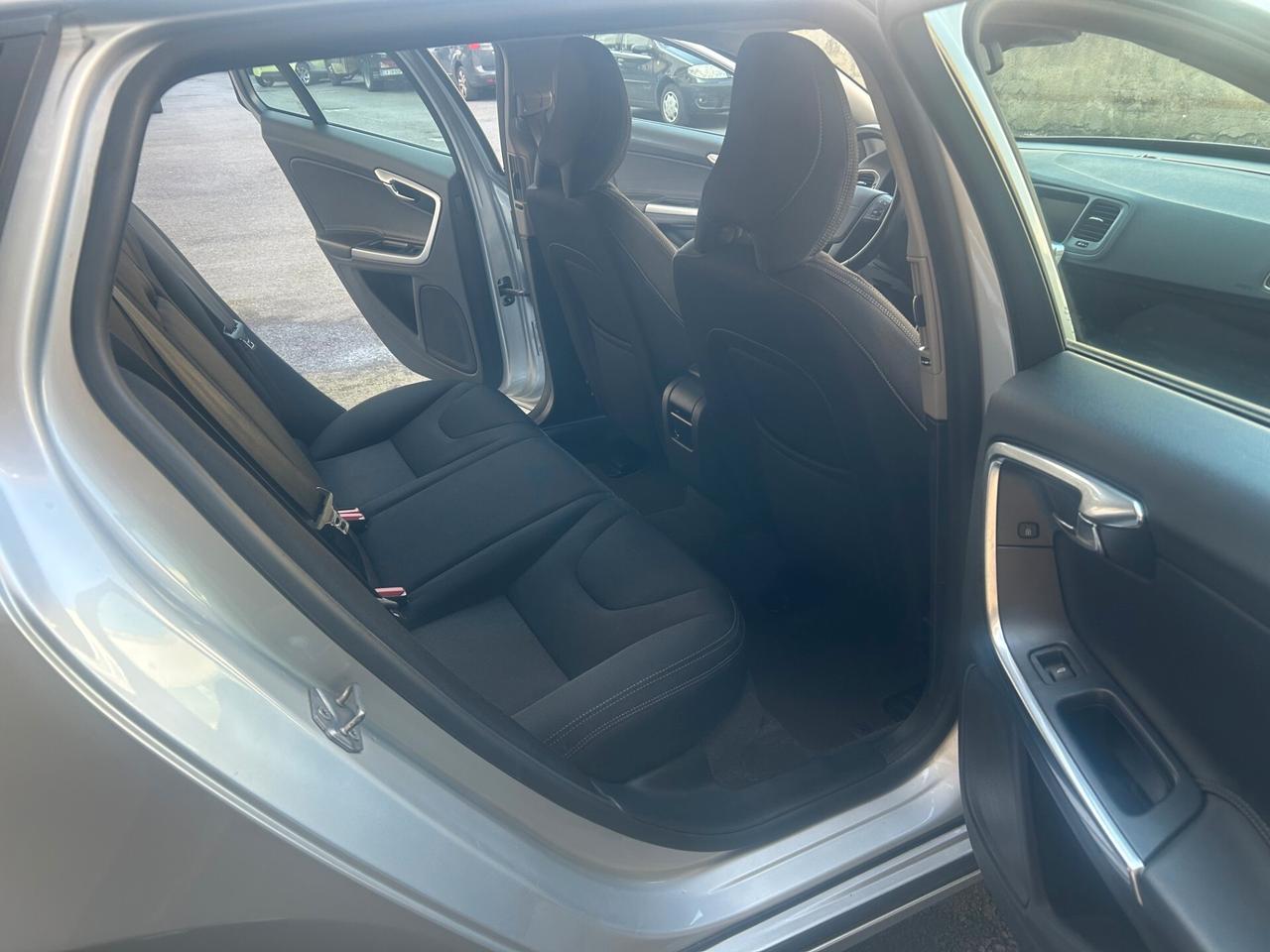Volvo V60 D2 Kinetic