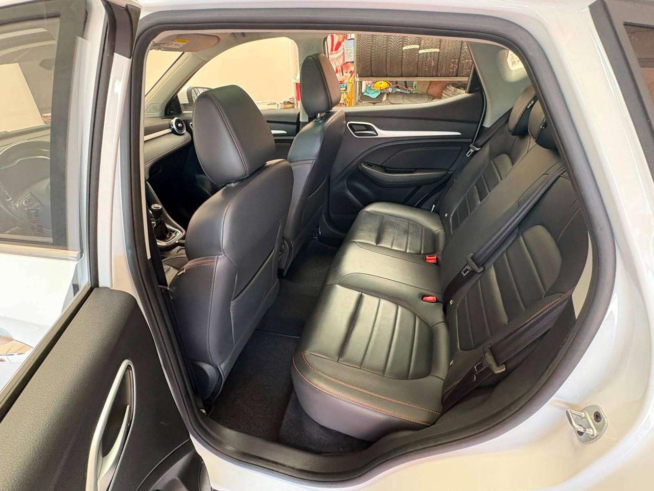 MG ZS benz.1.000 CV 111 Km 53.246 Per NEOPATENTATI Garanzia 12 mesi