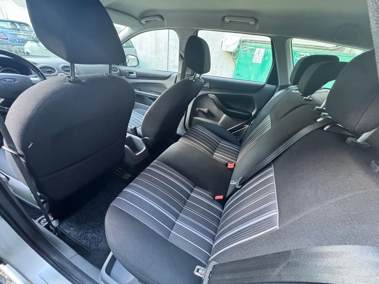 Ford Focus 1.6 105 CV SOLO 100 MILA KM