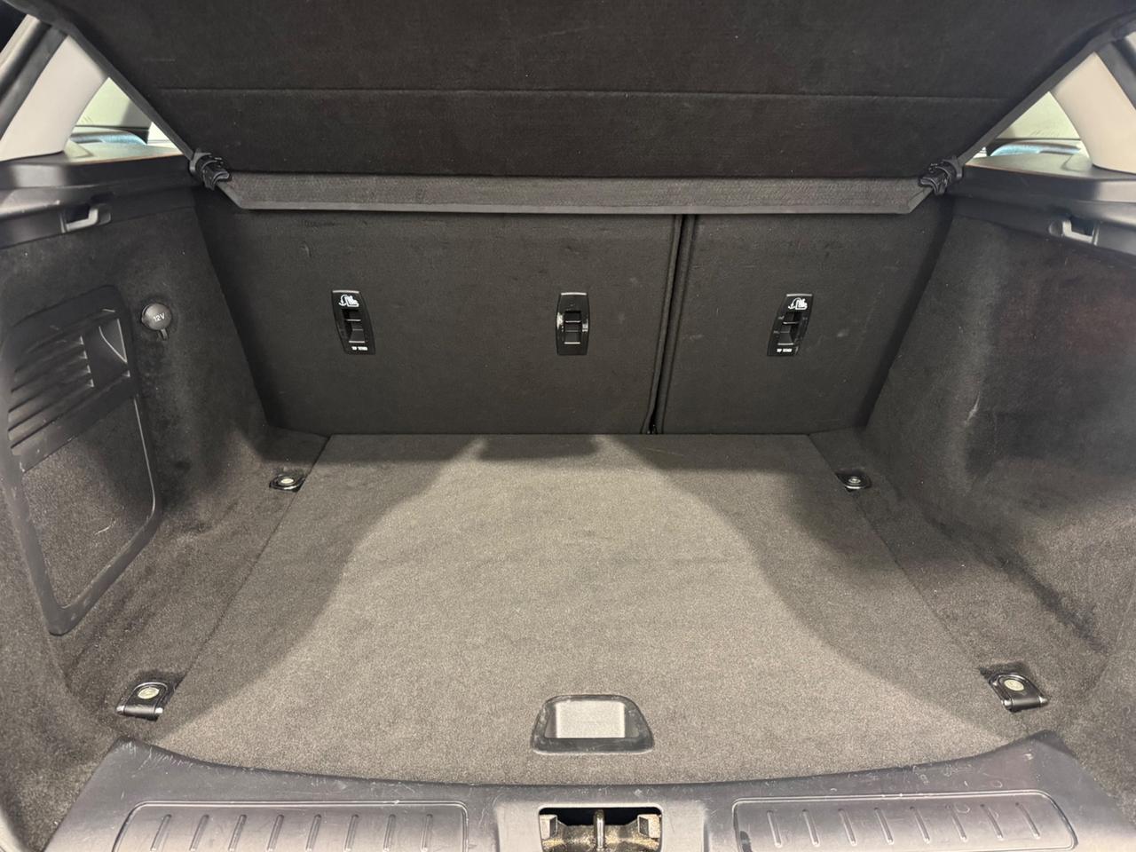 Land Rover Range Evoque 2.0 TD4 150 CV 5p. Pure