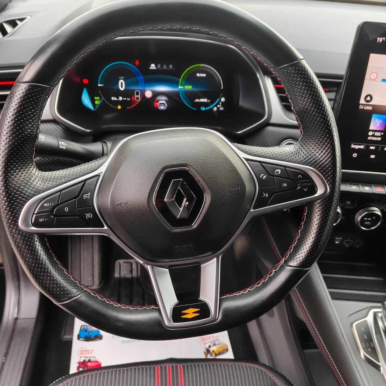 Renault Captur 1.6 E-Tech hybrid RS Line 145cv auto