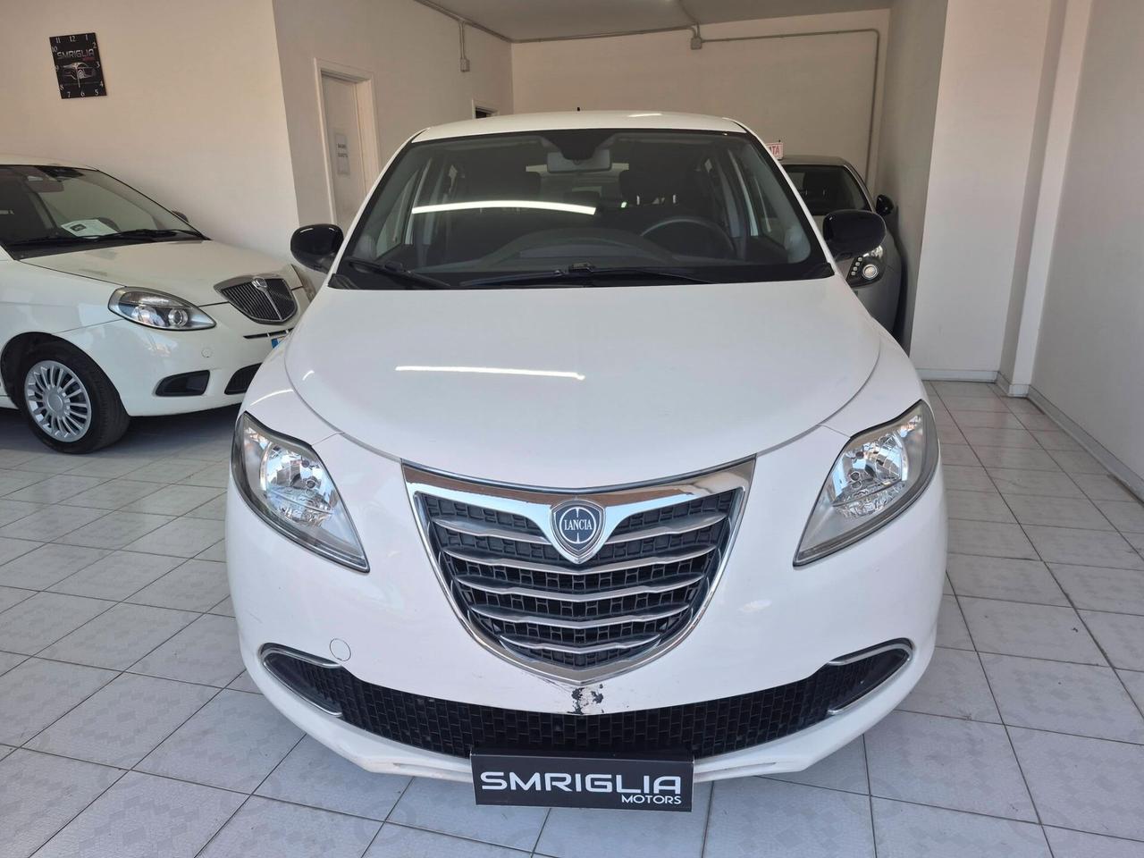 Lancia Ypsilon 0.9 TwinAir 85 CV 5 porte S&S DFN Gold