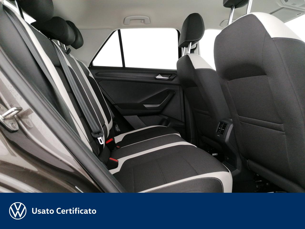 Volkswagen T-Roc 1.0 tsi advanced