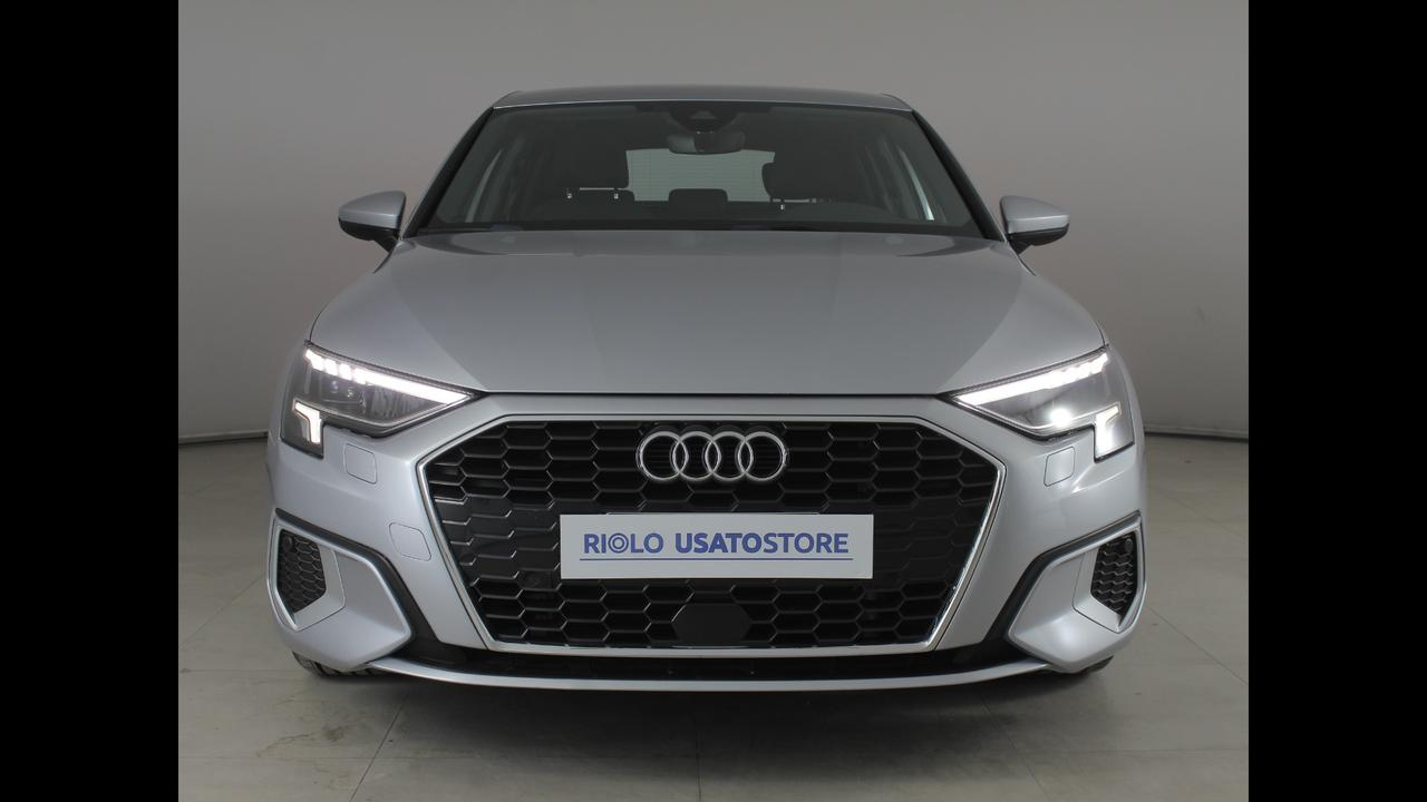 AUDI A3 IV 2020 Sportback - A3 Sportback 40 1.4 tfsi e Business Advanced s-tronic