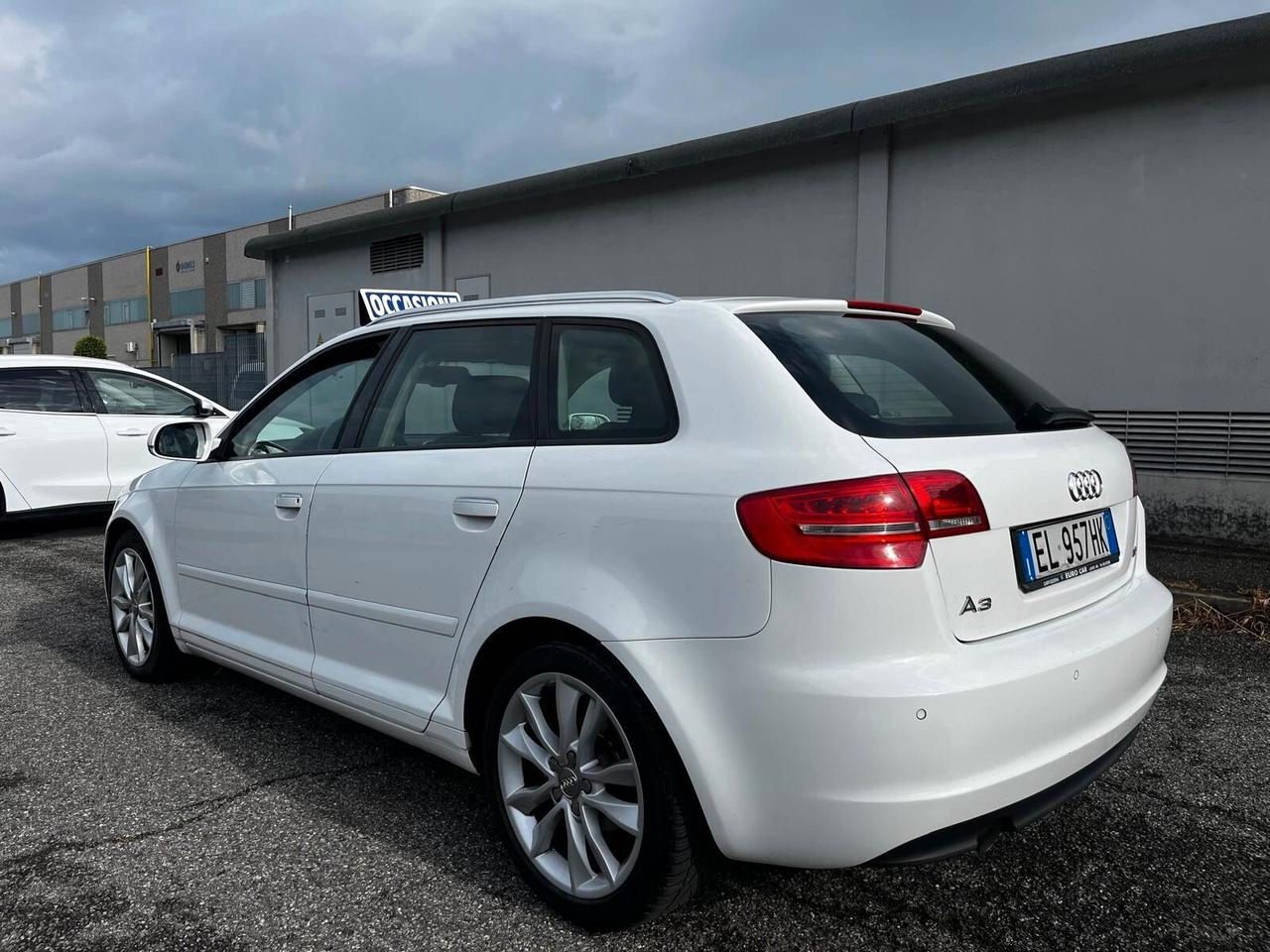 Audi A3 SPB 1.6 TDI 105 CV CR Ambition
