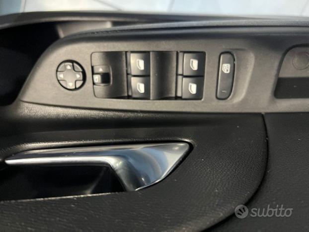 OPEL Corsa 1.2 Elegance SENZA OBBLIGO DI FINANZI