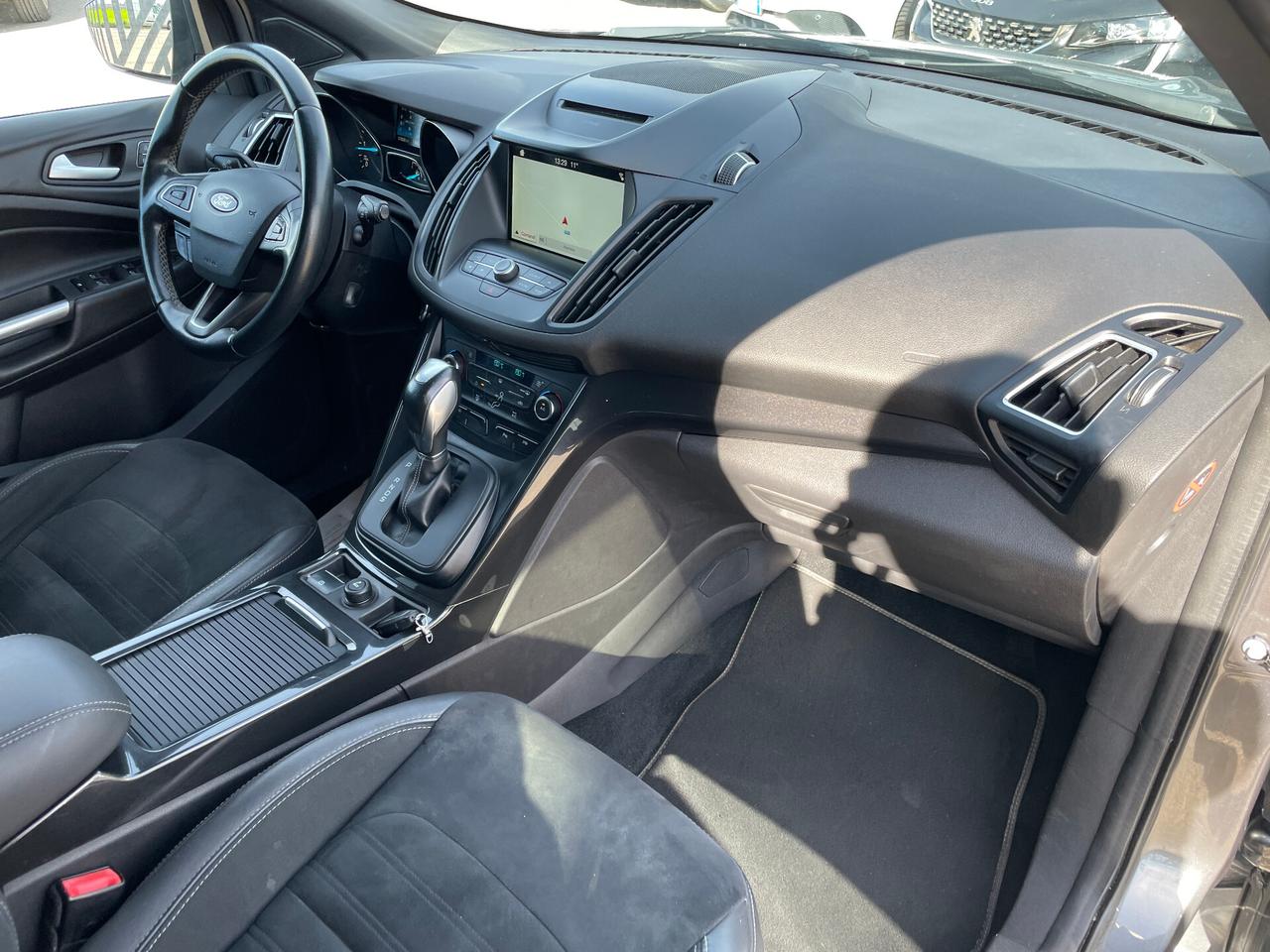 Ford Kuga 2.0 TDCI 150 CV S&S 4WD Powershift ST-Line