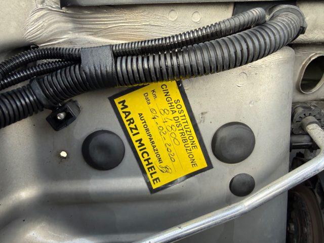 LANCIA Ypsilon 1.2 69 CV 5 porte Gold BICOLOR