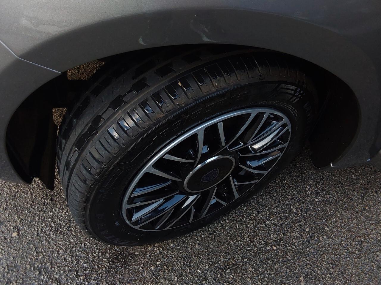 Lancia Ypsilon 1.2 69 CV GPL Ecochic Gold
