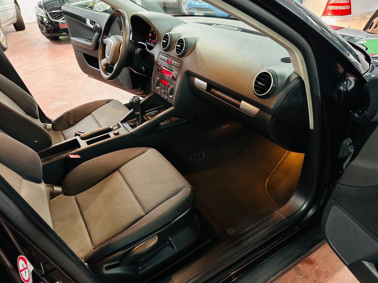 Audi A3 1.9 TDI 105CV SportBack