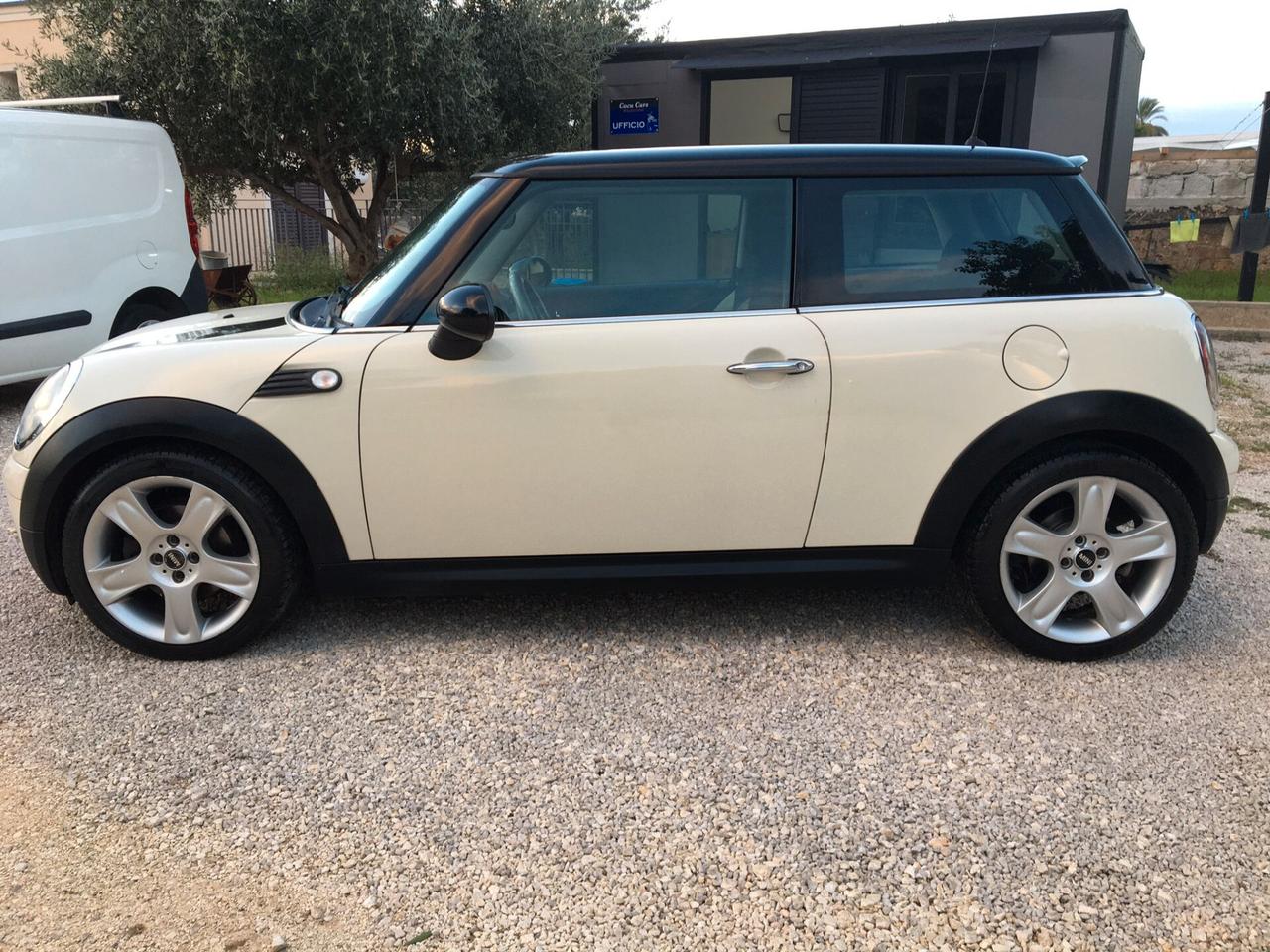 Mini 1.6 16V Cooper D Chili