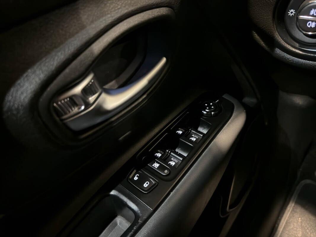 Jeep Renegade 1.3 T4 240CV PHEV 4xe AT6 S 2021