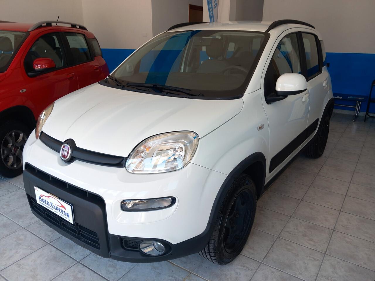 Fiat Panda 4x4 anno 2021 benzina 33 mila km