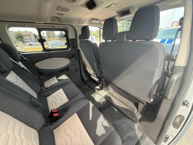 FORD Tourneo Custom 310 2.0 TDCi 130CV PC Titanium 9 posti