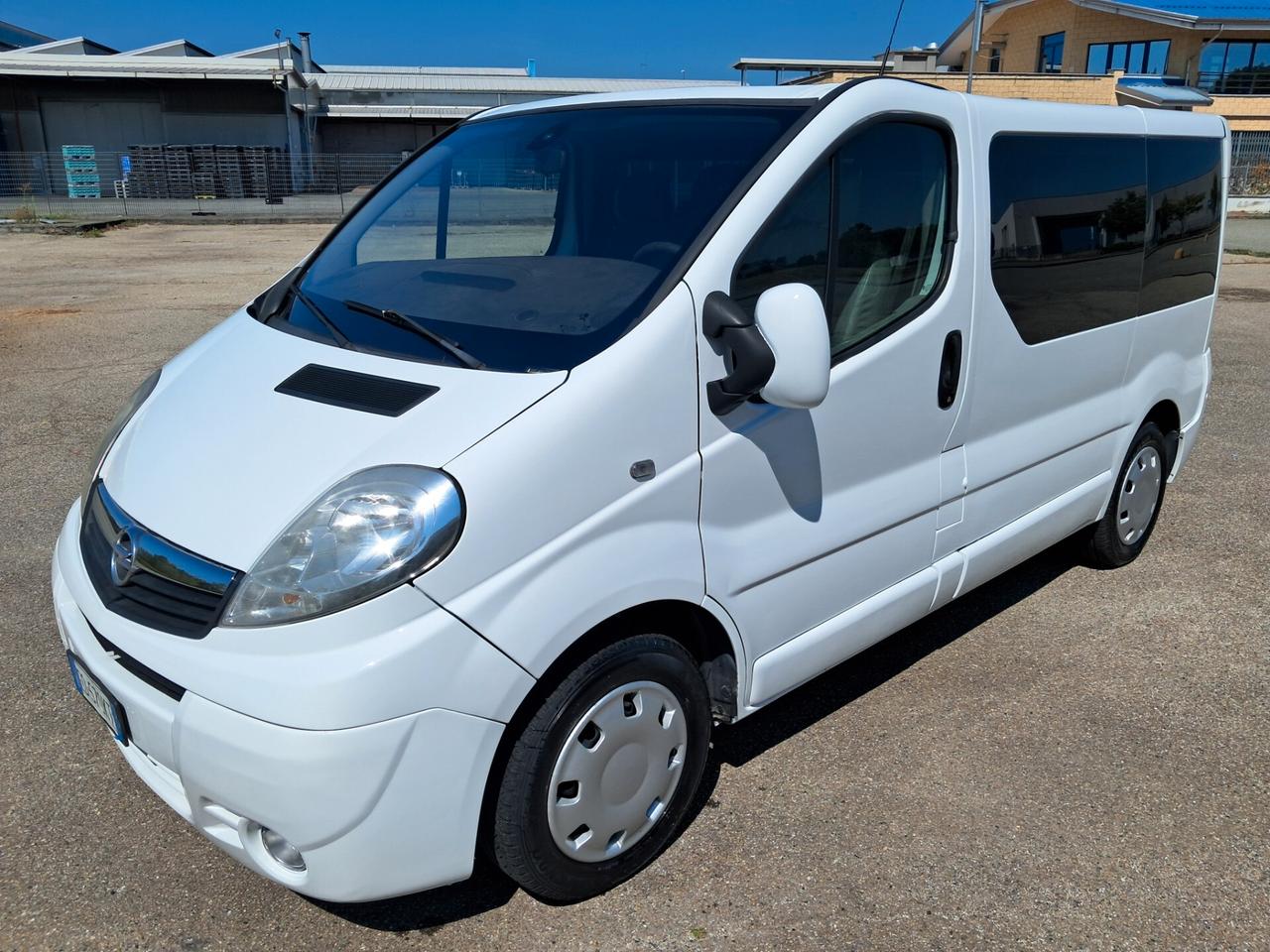 OPEL VIVARO 9 POSTI