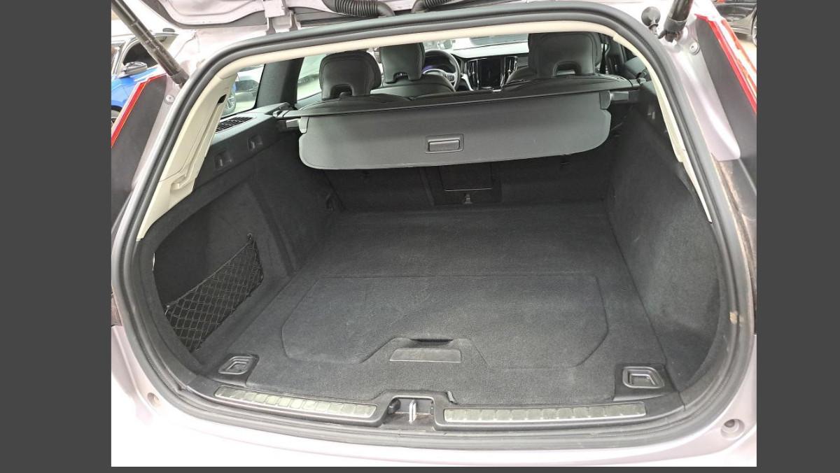 VOLVO V60 B4 Mild Hybrid Automatico Core