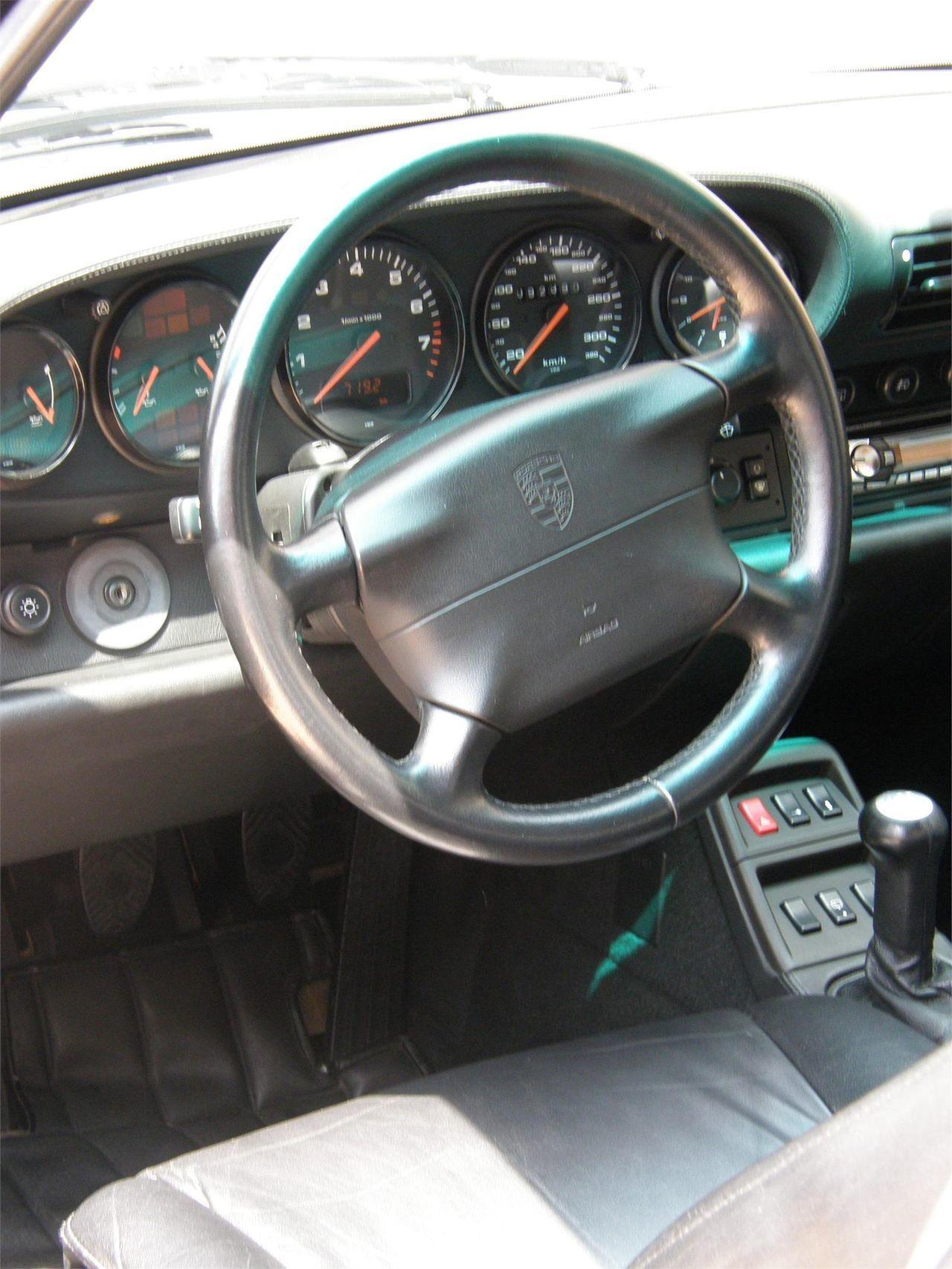 PORSCHE 993 Turbo