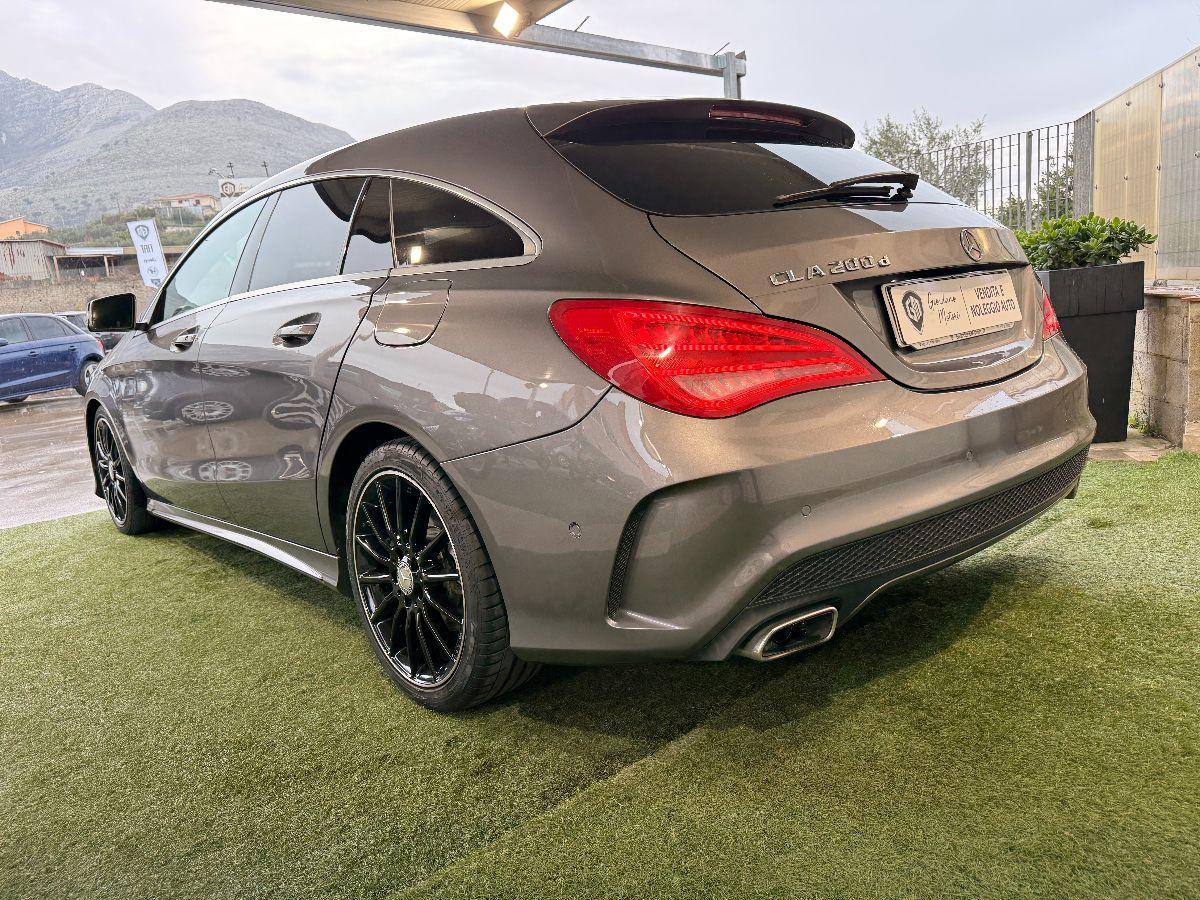 MERCEDES - Classe CLA Shooting Brake 200 d Premium Dark Night auto