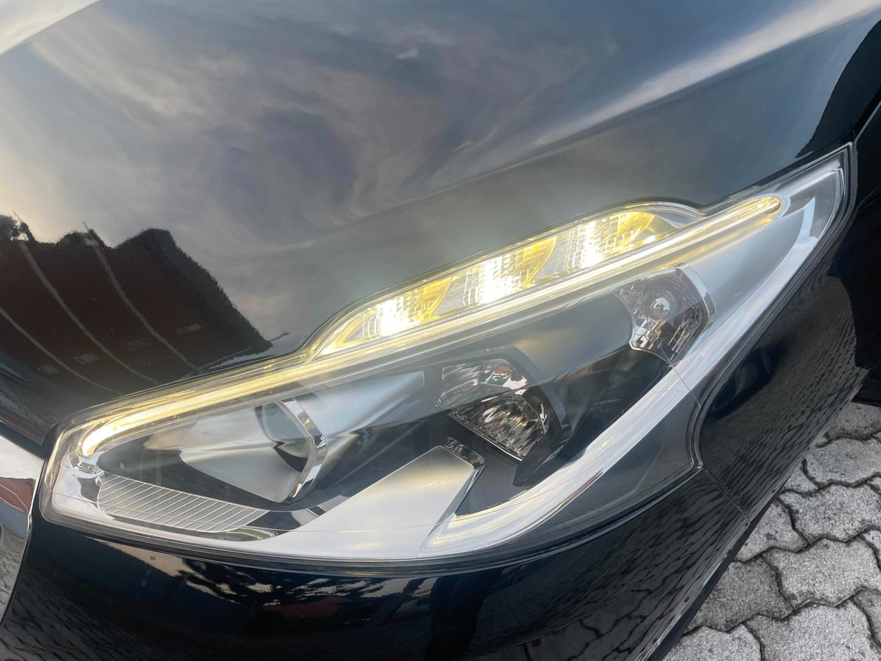 Peugeot 208 PureTech 82 5 porte Allure CINGHIA NUOVA!!!