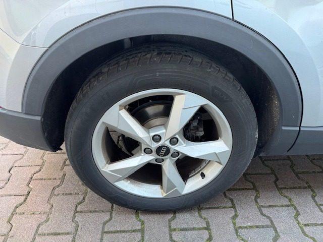 AUDI Q3 35 TDI S tronic