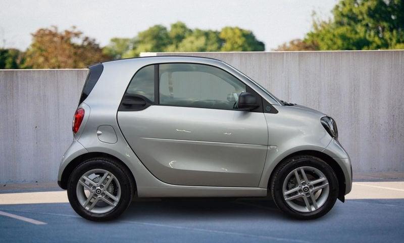 smart fortwo EQ Youngster