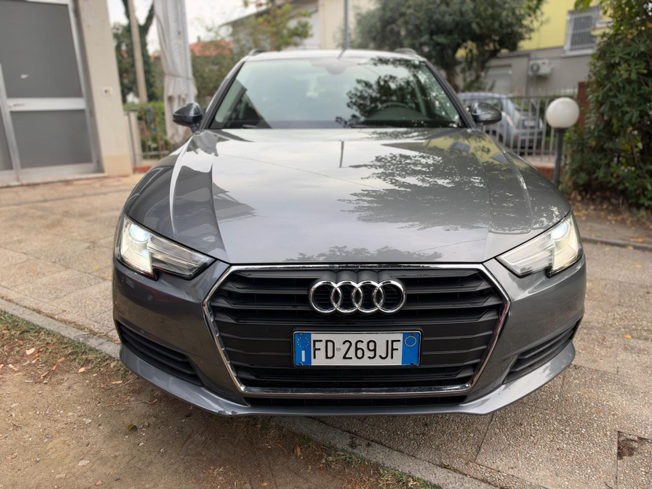 Audi A4 Avant 2.0 TDI 150 CV S tronic Business Sport