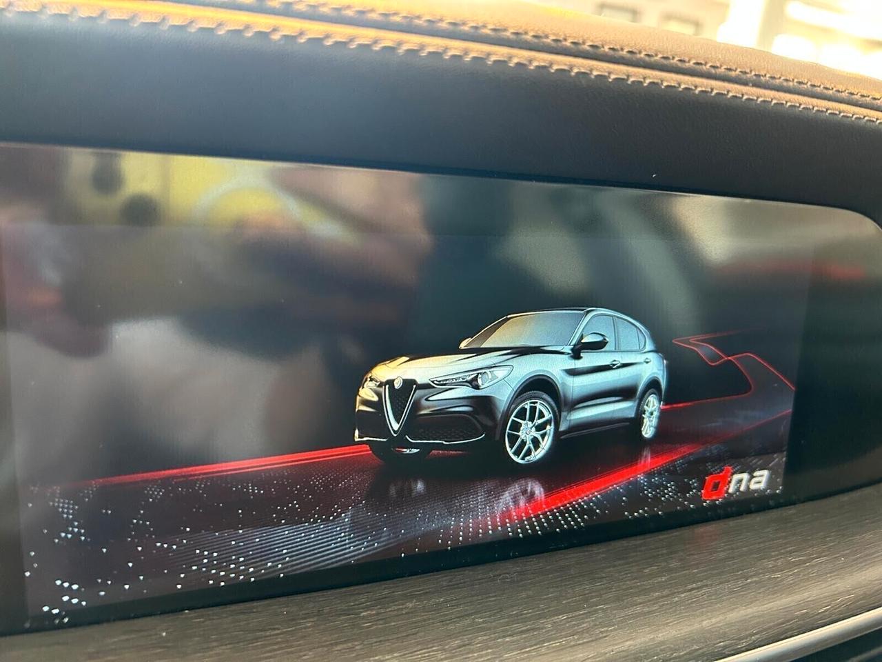 Alfa Romeo Stelvio Ti 2.2 Turbodiesel AT8 Q4 SPOTICAR