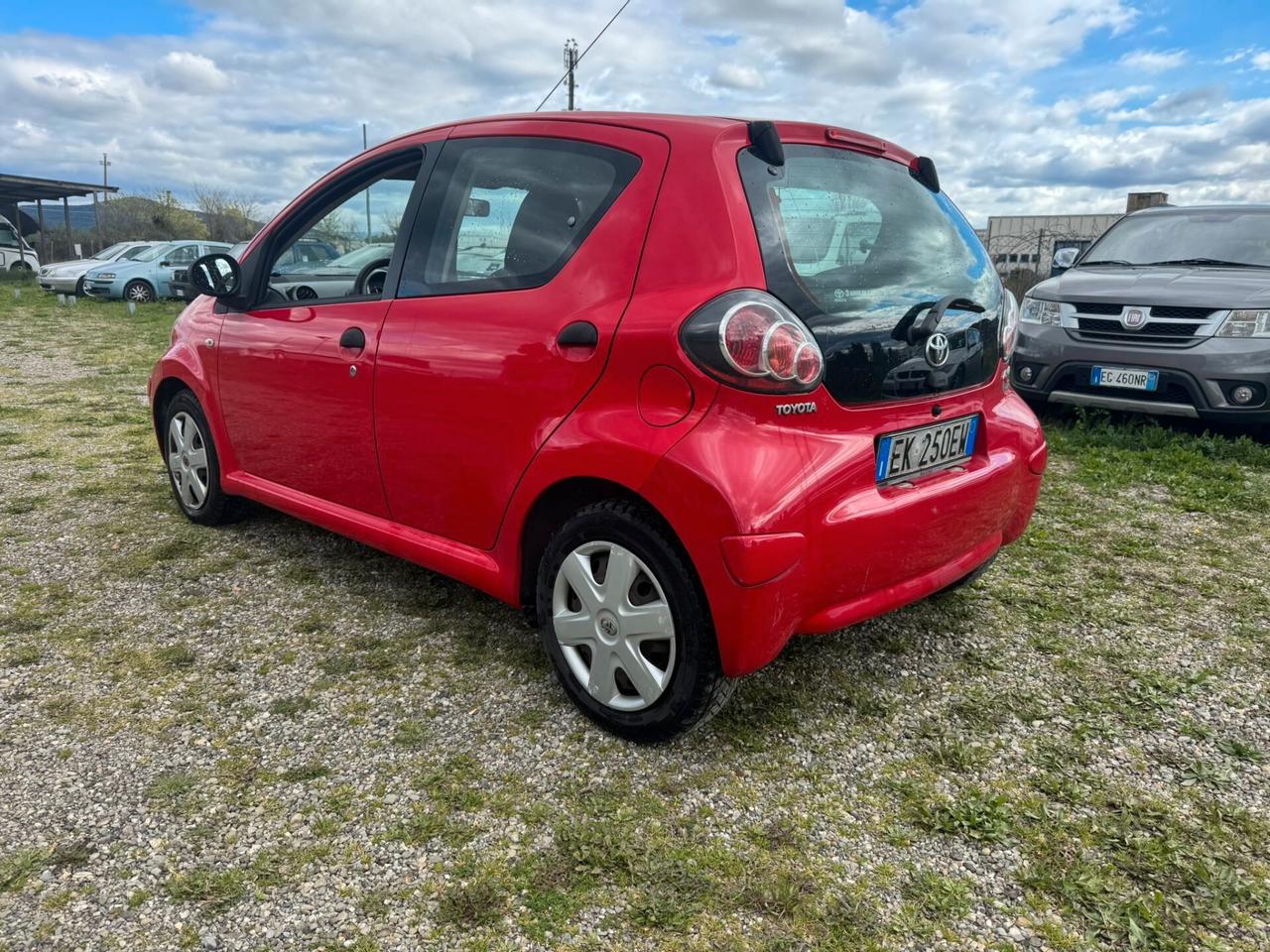 Toyota Aygo 1.0 Benz 5porte 11 SOLO 118.000 KM