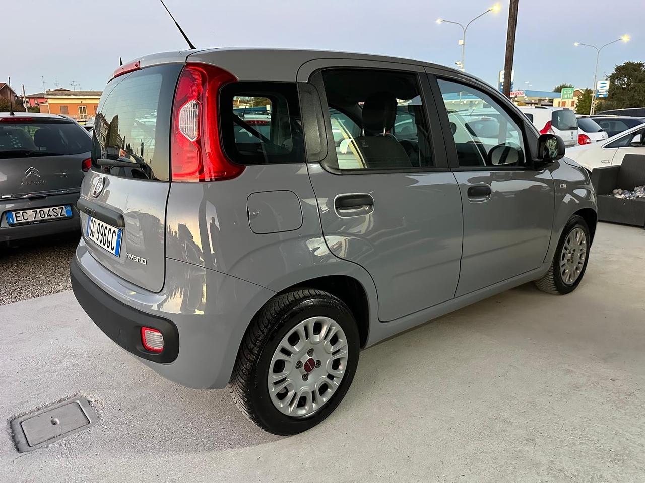 Fiat Panda 1.0 FireFly S&S Hybrid NEOPATENTATI