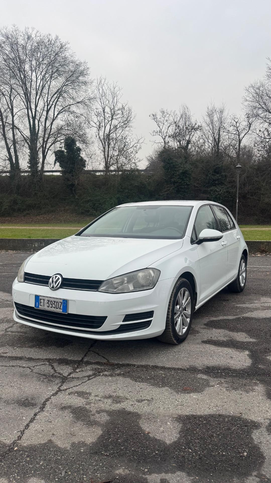 Volkswagen Golf 1.2 TSI
