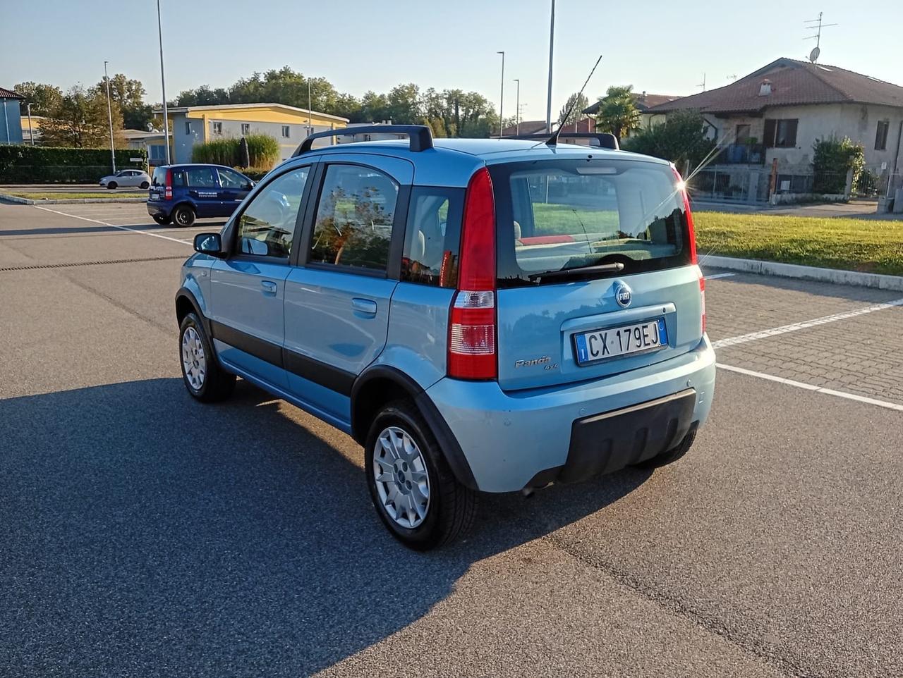 Fiat Panda 1.2 4x4 Climbing*Clima*Sensori*Aux*Usb