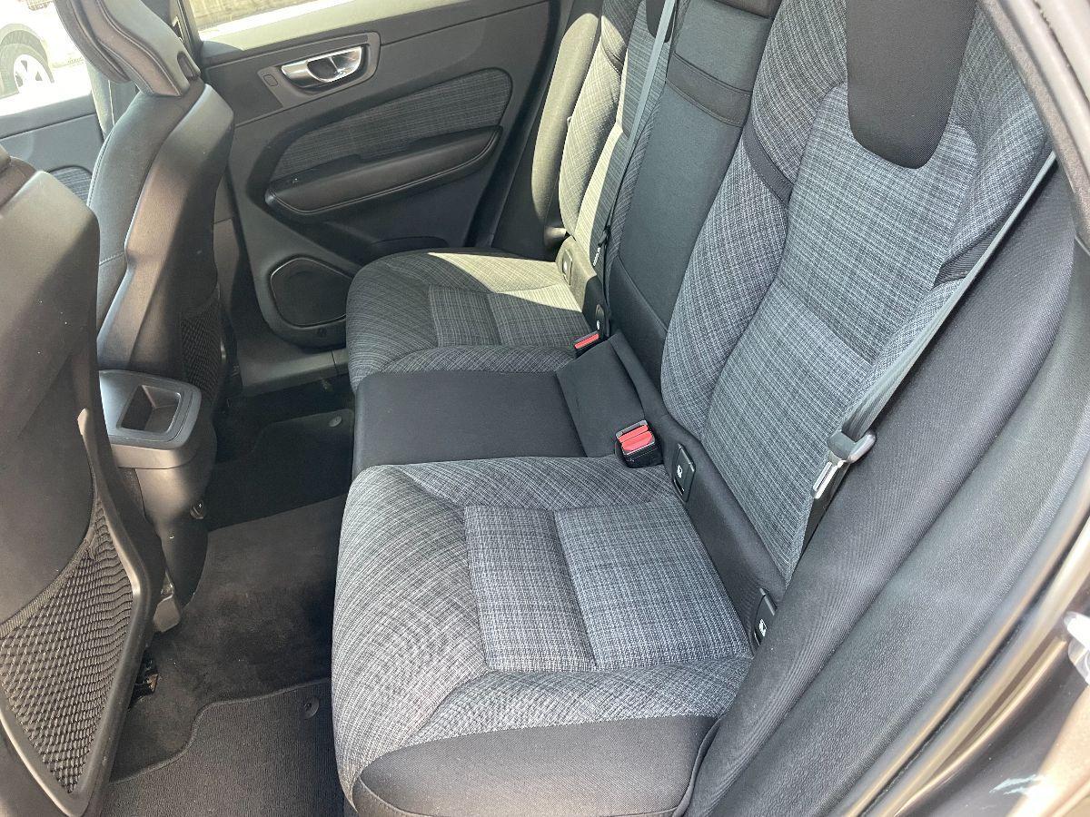 VOLVO - XC60 - B4 automatico Core