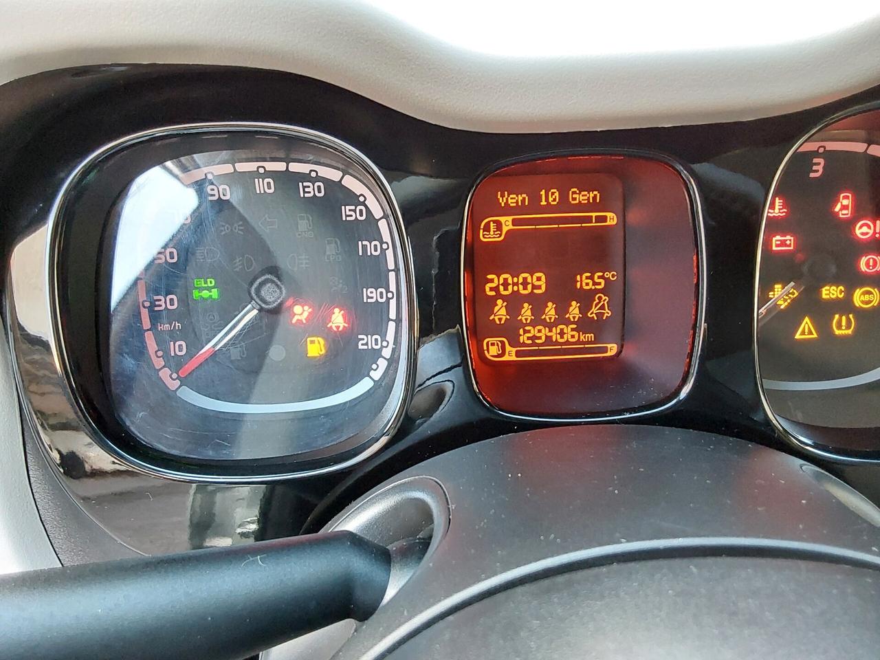 Fiat Panda 1.3 MJT 75 CV 4x4 Trekking con (ELD).