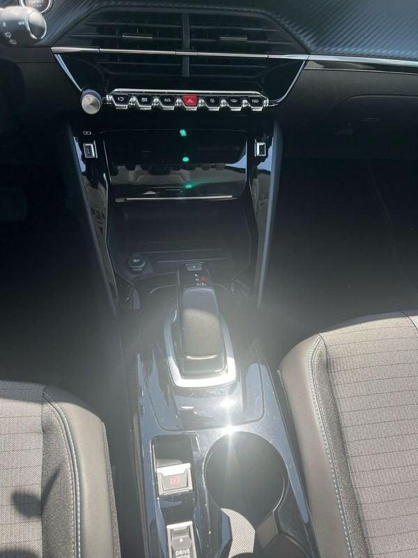 Peugeot 208 motore elettrico 136 CV 5 porte Allure Pack