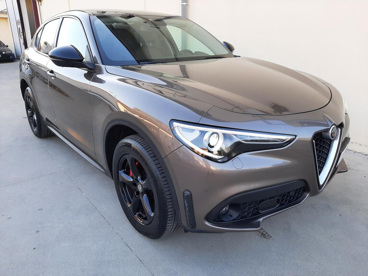 Alfa Romeo Stelvio 2.2 Turbodiesel 180 CV AT8 Q4 Super