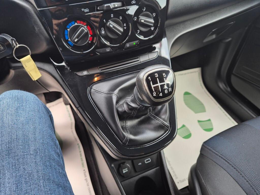 Lancia Ypsilon 1.0 FireFly 5 porte Hybrid Ecochic