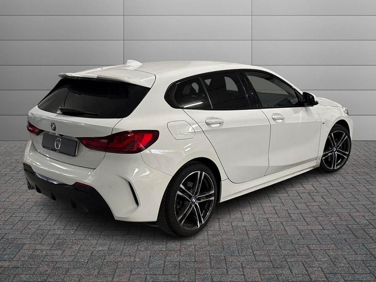 BMW Serie 1 F40 - 116d Msport auto