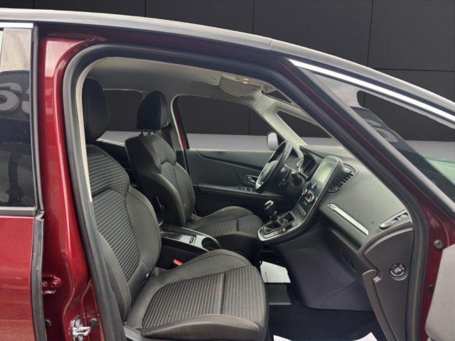 RENAULT Scenic Scénic Blue dCi 120 CV Sport Edition
