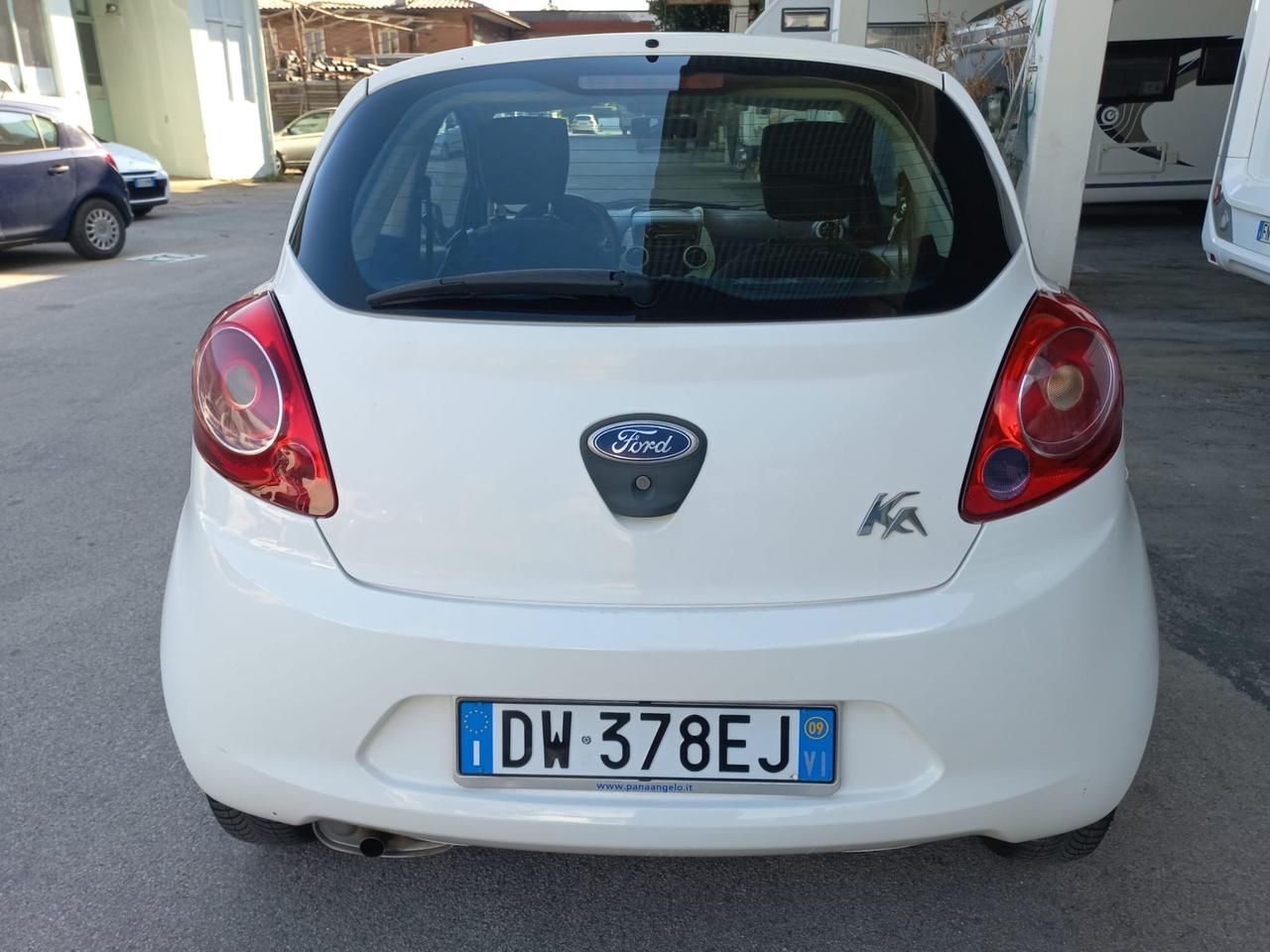 Ford Ka Ka+ 1.2 8V 69CV Titanium