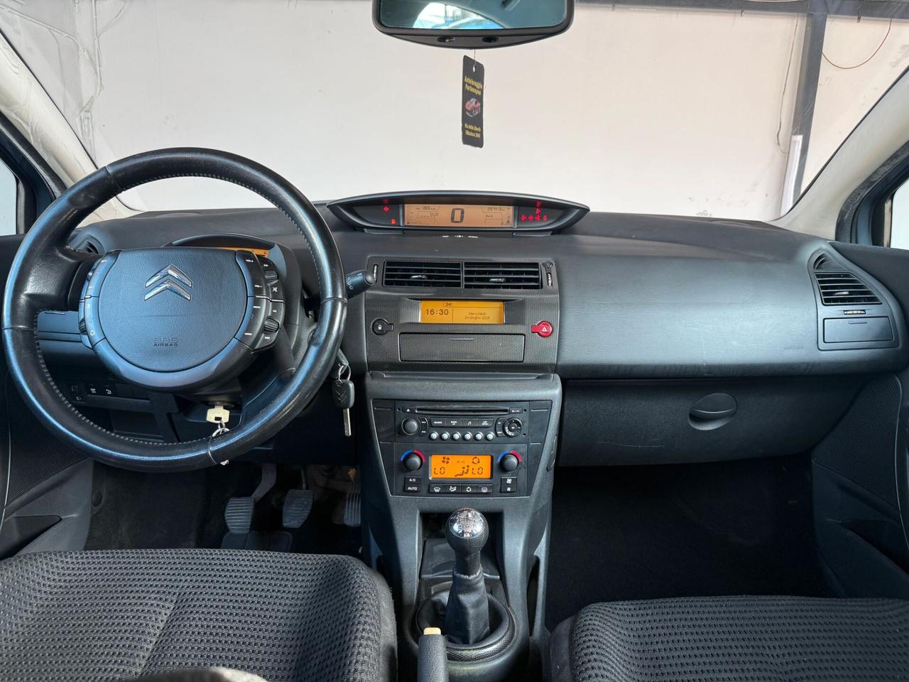 Citroen C4 1.6 HDi 110CV FAP Exclusive