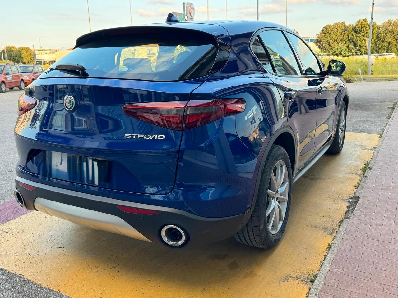 Alfa Romeo Stelvio 2.2 Turbodiesel 190 CV AT8 RWD Business