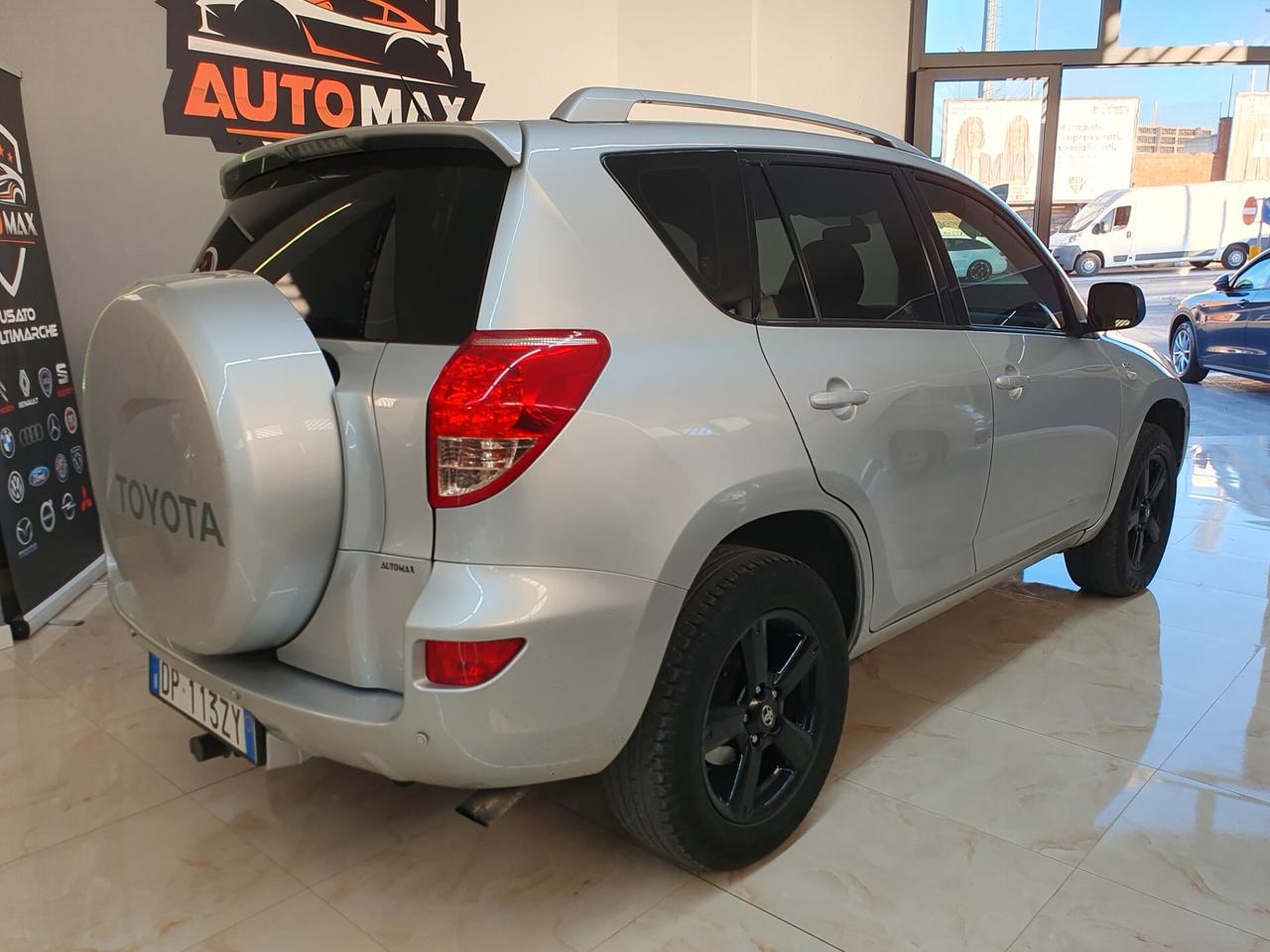 Toyota RAV4 2.2 D-4D 136cv Luxury 2008