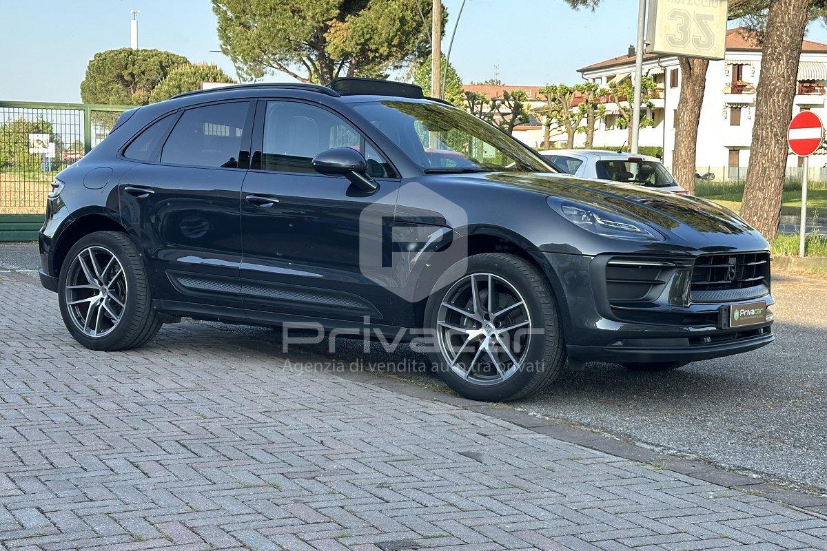PORSCHE Macan 2.0