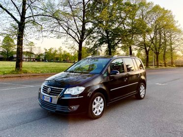 Volkswagen Touran 1.4 16V TSI Highline