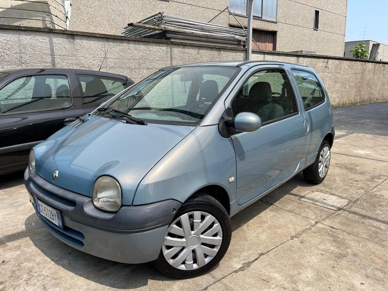 Renault Twingo 1.2i benzina neopatentati