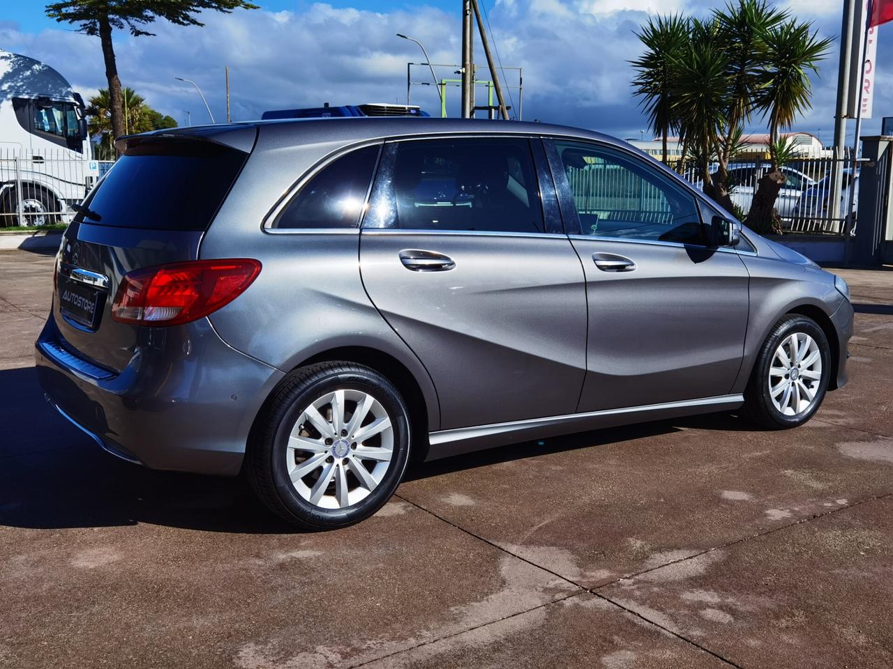 Mercedes-benz B 180 d Business