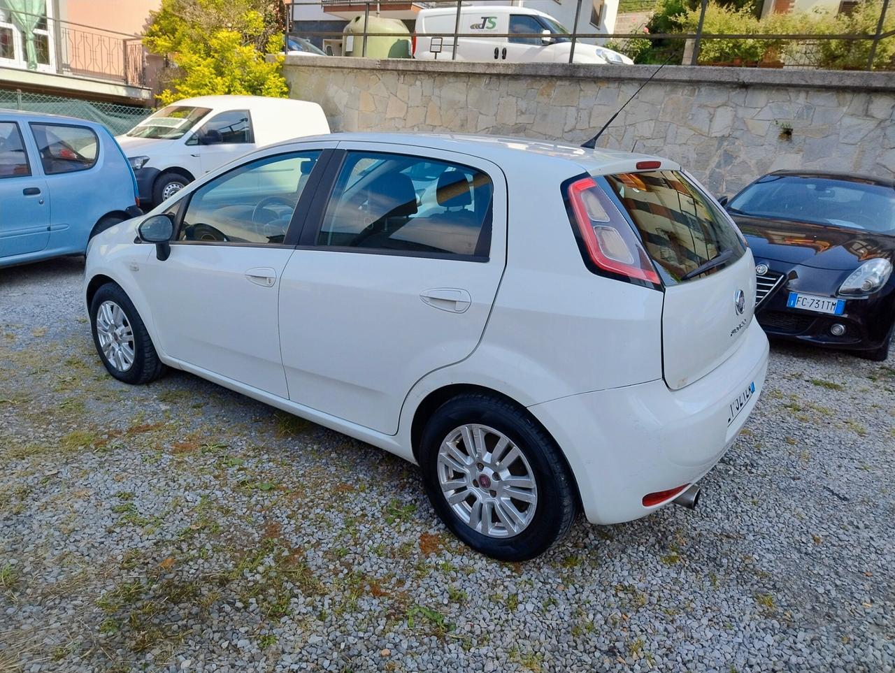 Fiat Punto 1.3 MJT II 75 CV 5 porte Lounge Euro6 NEOPATENTATI