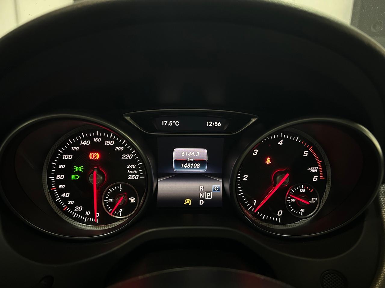 Mercedes-benz GLA 180 d Automatic Sport